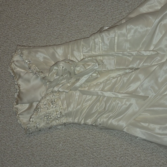 Sottero & Midgley Corset Wedding Dress - Picture 9 of 10